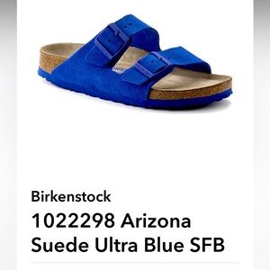 Cobalt Blue Arizona Birkenstocks. Lightly worn no stains or scratches.